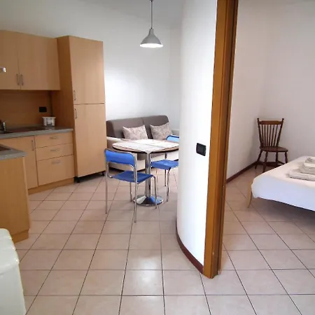 Diffuso Torre Soca Apartman Lovere